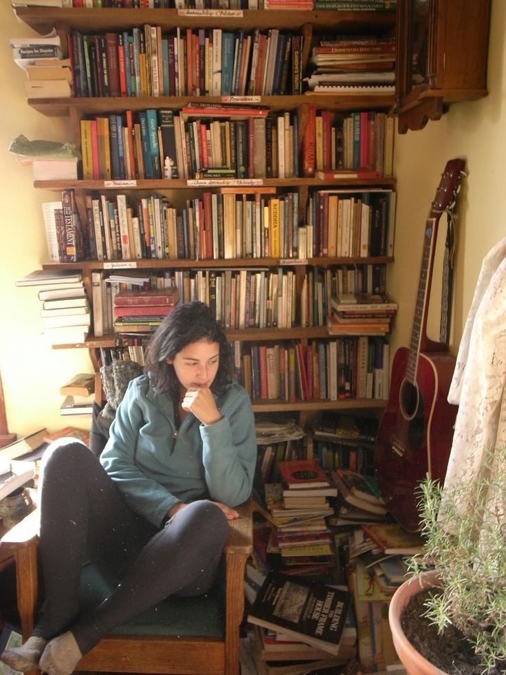 Meta Learning post cover with a girl and books