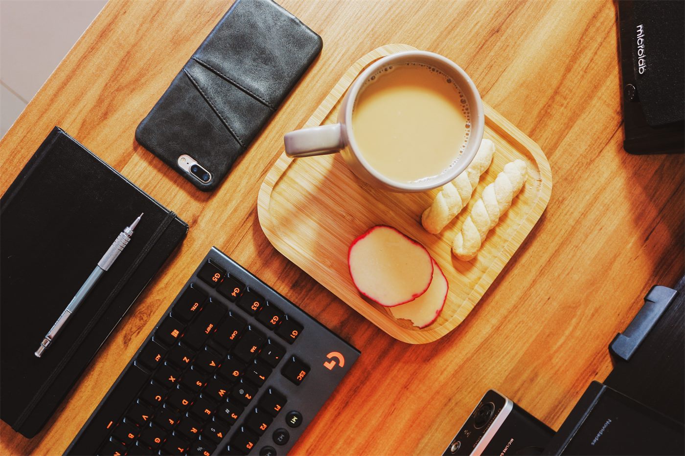 Coffee and a small snack as a study reward